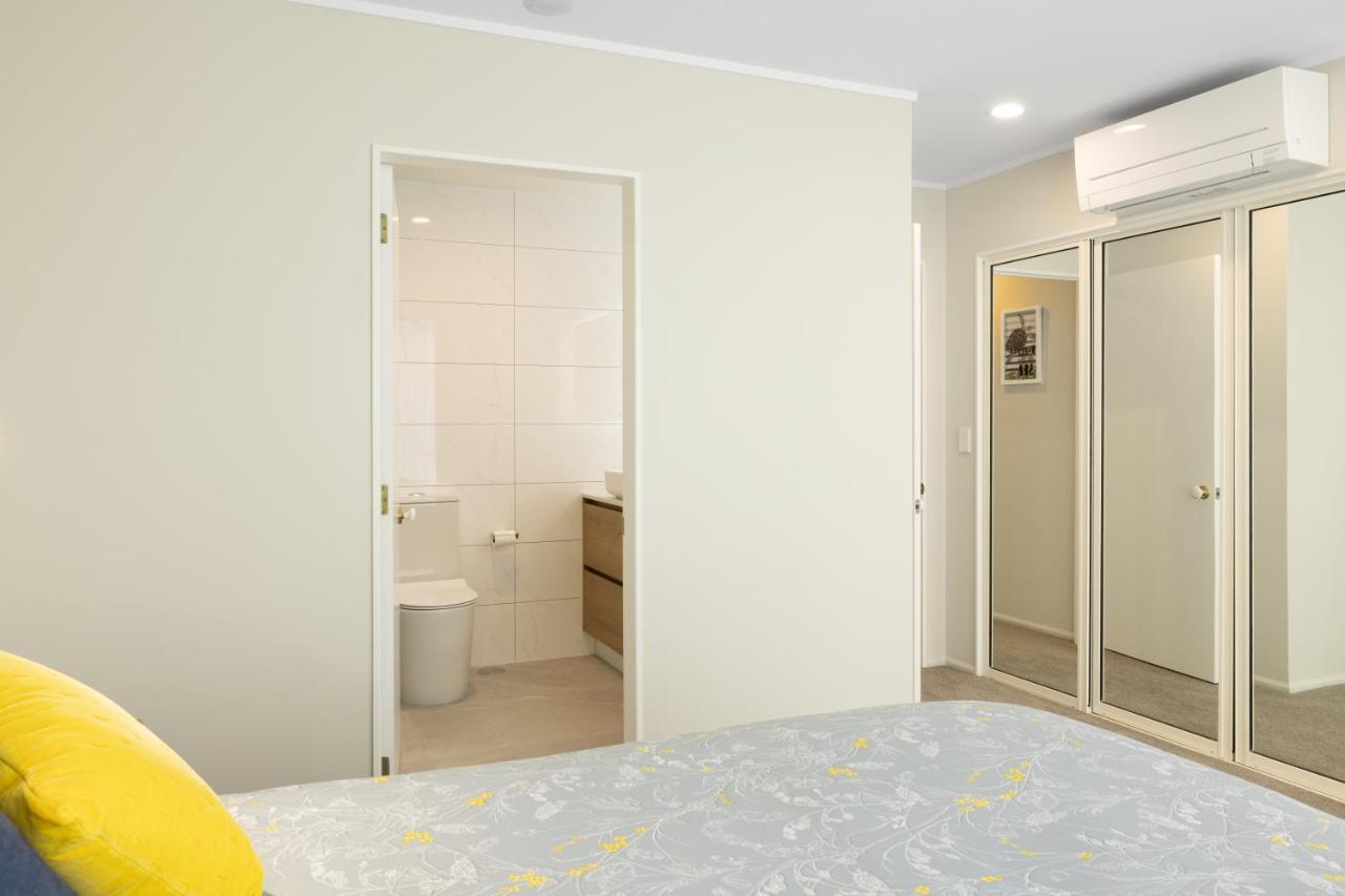 Spacious Oceanside Oasis Mount Maunganui Exterior foto